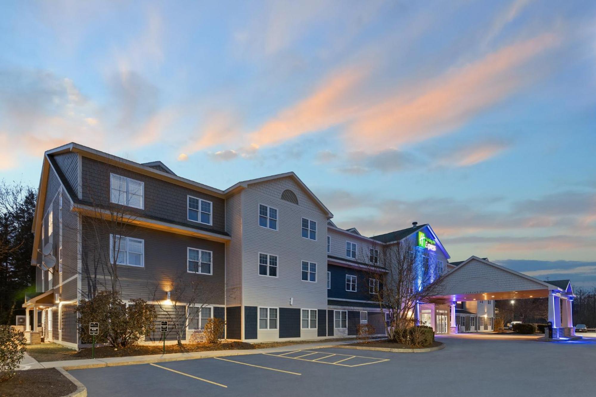 Holiday Inn Express Hotel & Suites Freeport By Ihg Exteriör bild